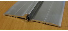 profili in alluminio per soglie di pavimenti